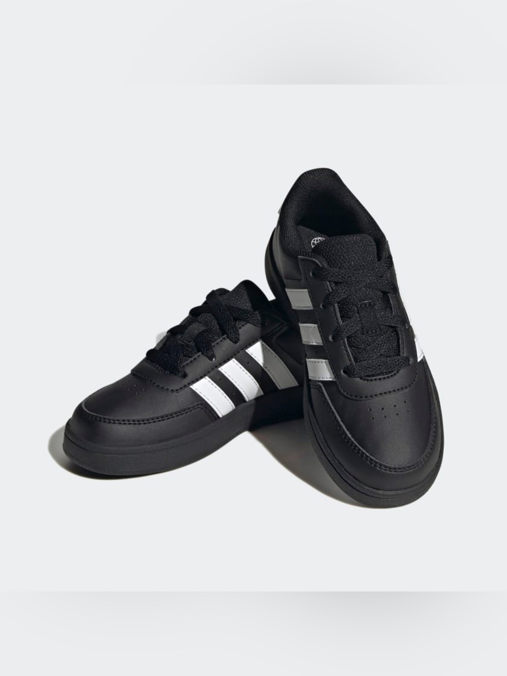 Woman’s Adidas Breaknet lifestyle court lace shoes size 6.5